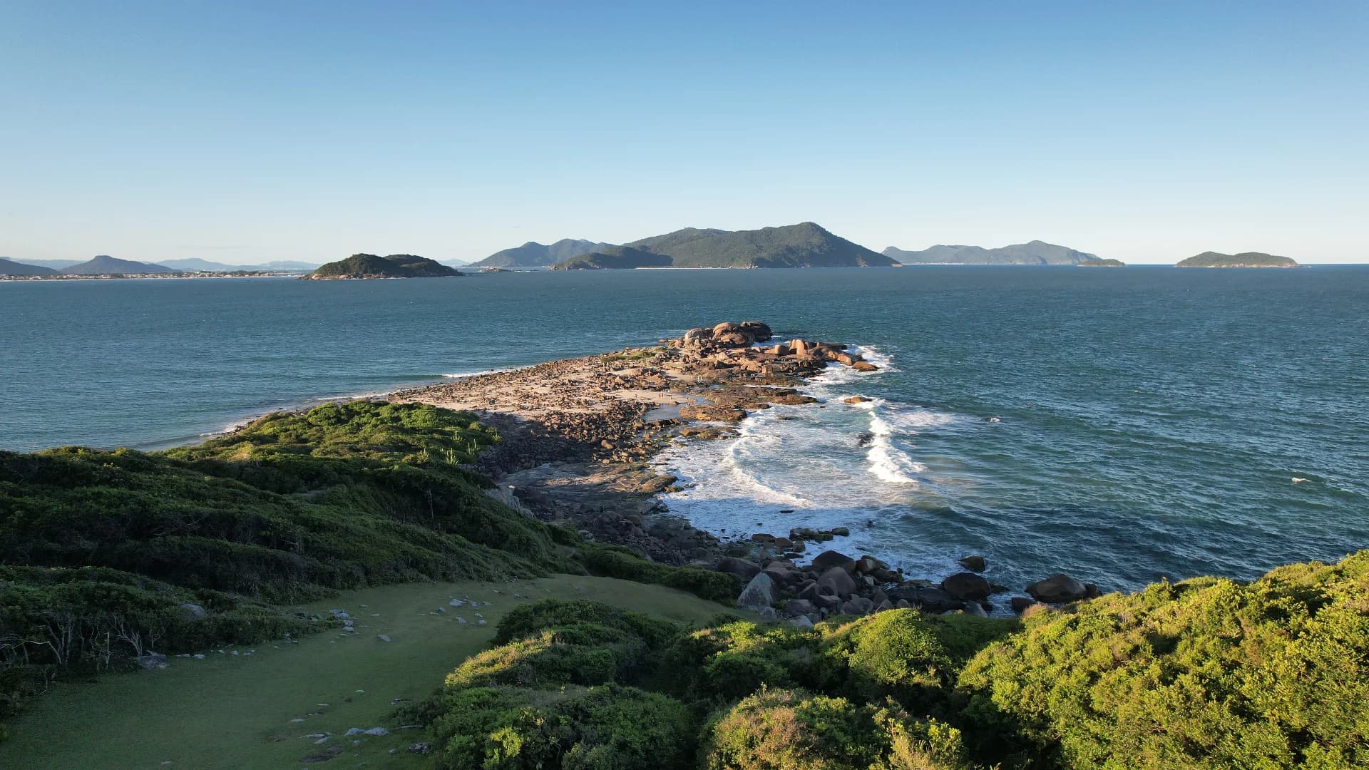 Trilha à Ponta das Andorinhas — foto 2