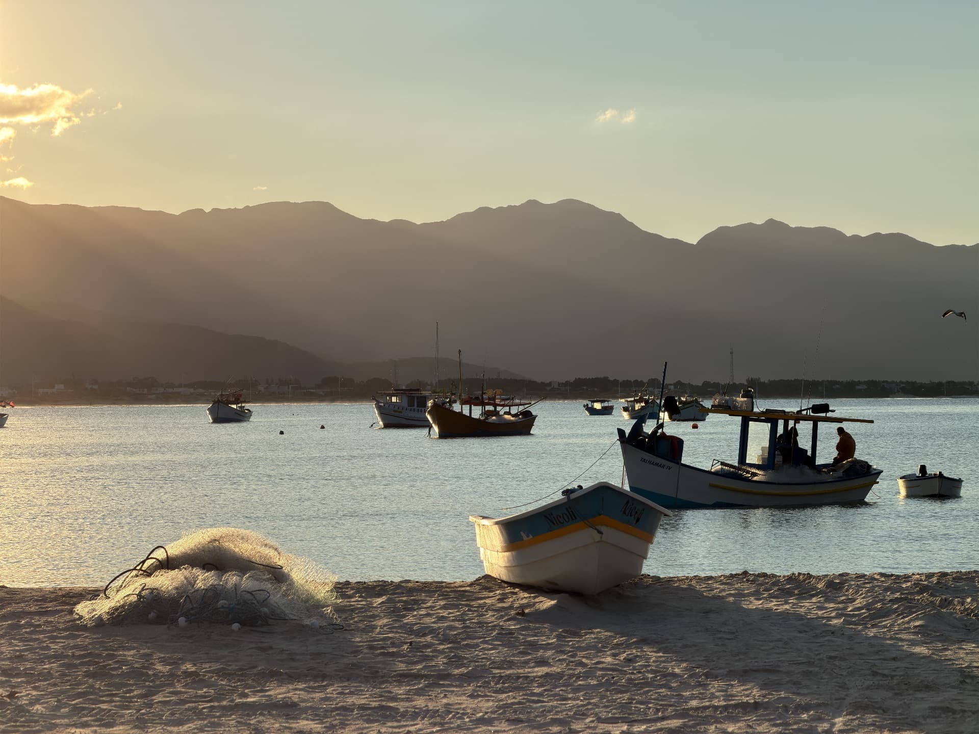 Praia de Baixo — foto 5